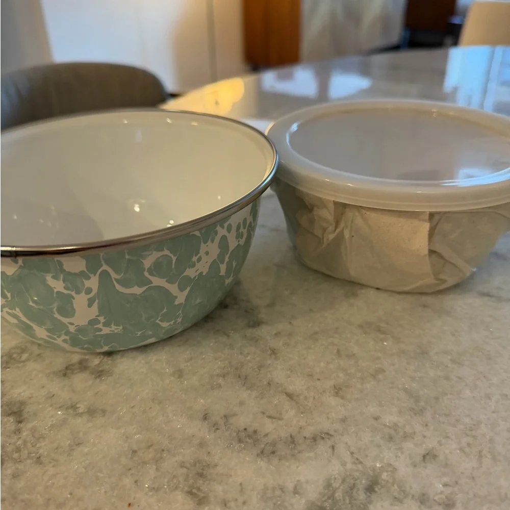 Golden Rabbit Enamelware Prep Mixing Bowls with Lids Sea Glass Swirl BPA Free